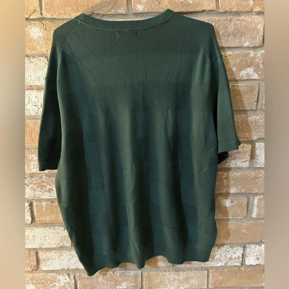 Banana Republic Dark Green Short Sleeve Tee. Mens XL.